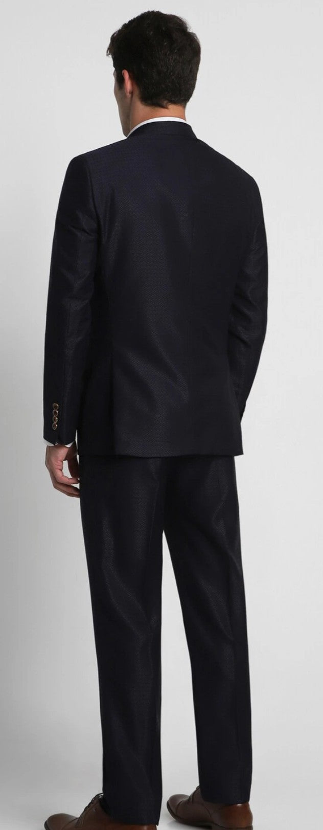 Louis Philippe - Suits