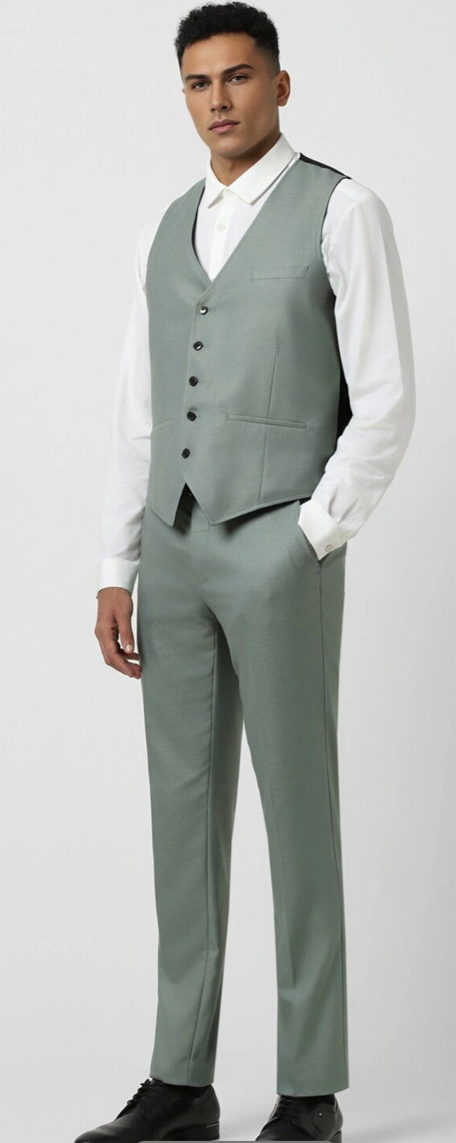 Van Heusen - Suits