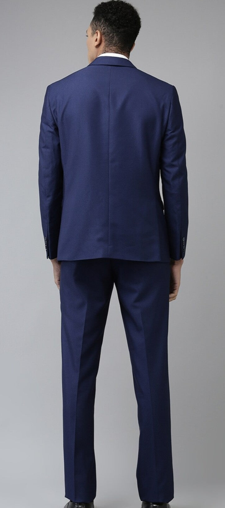 Van Heusen - Suits