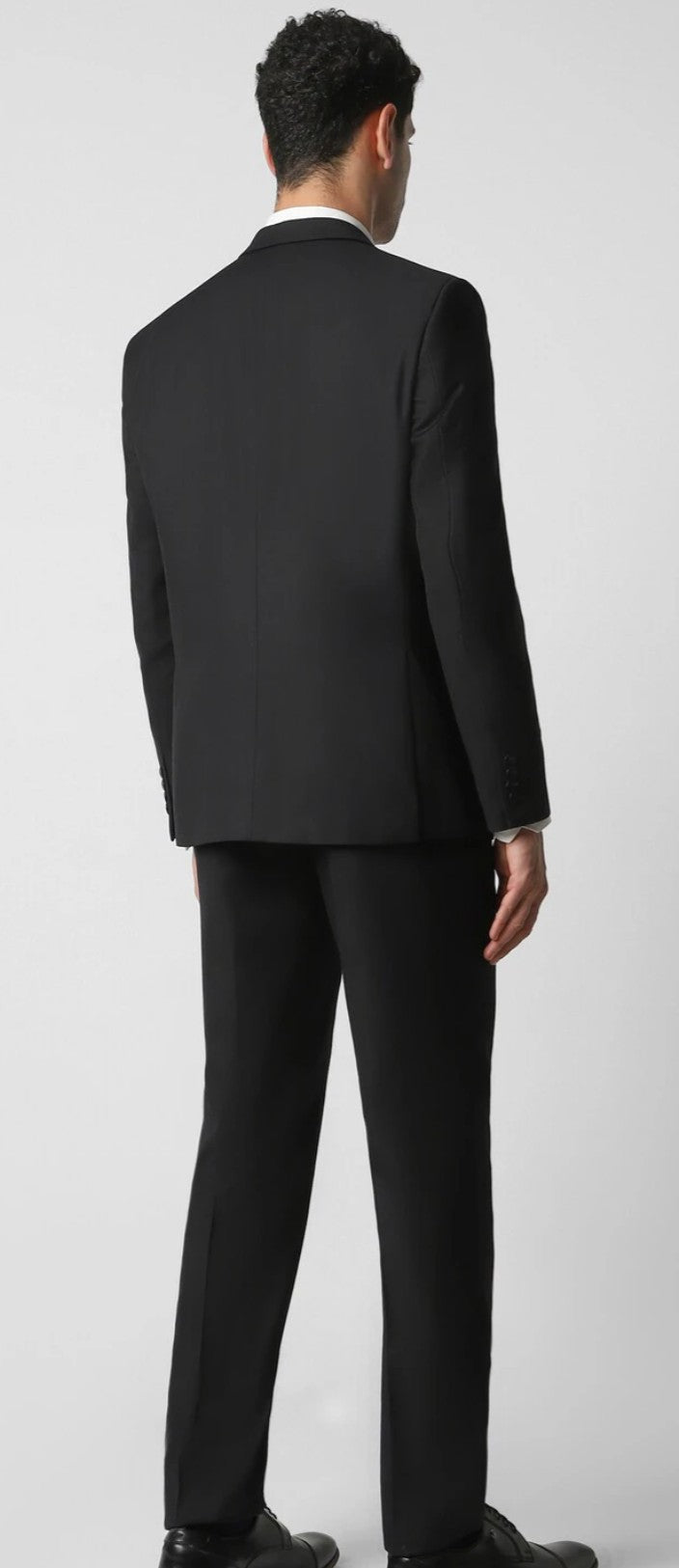 Van Heusen - Suits