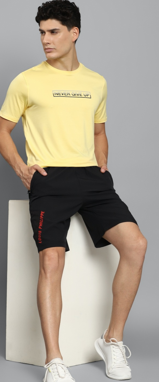 Louis Philippe - T Shirt