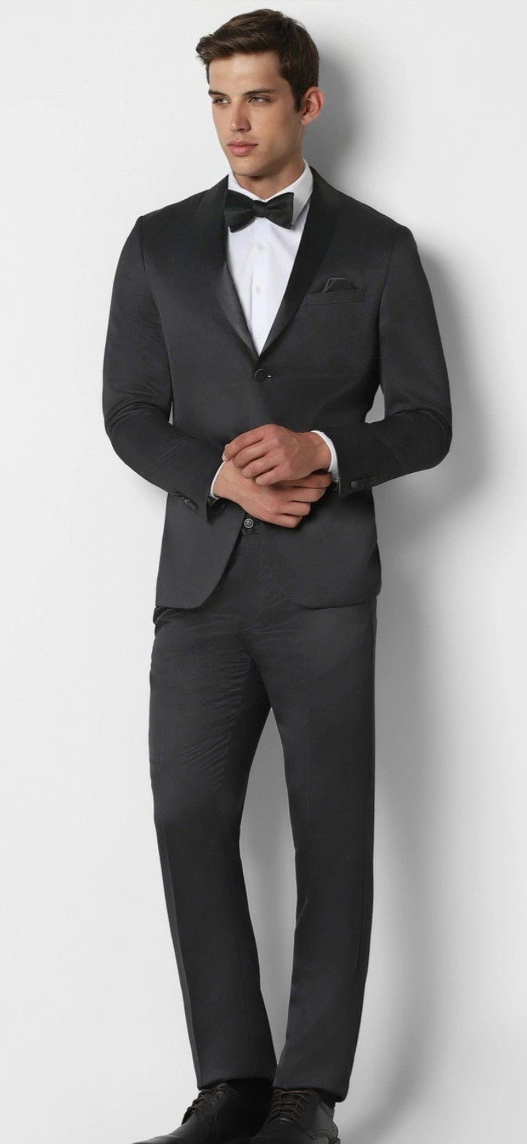 Van Heusen - Suits