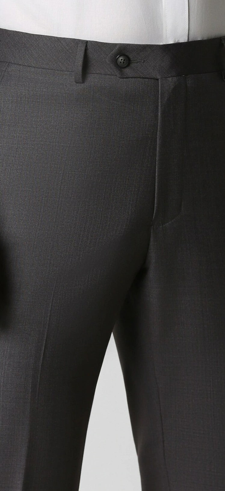 Van Heusen - Suits