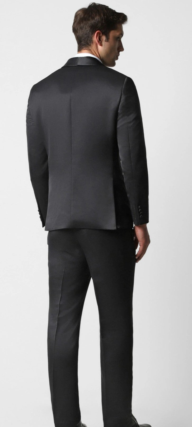 Van Heusen - Suits