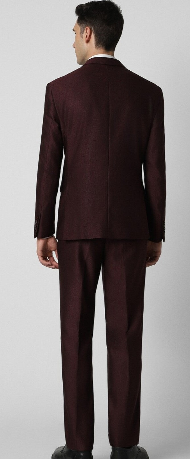 Van Heusen - Suits